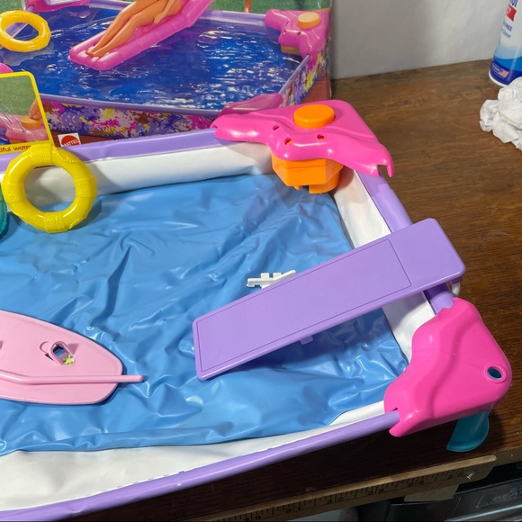 Vintage Barbie Spray & play pool & tent - Picture 5 of 9